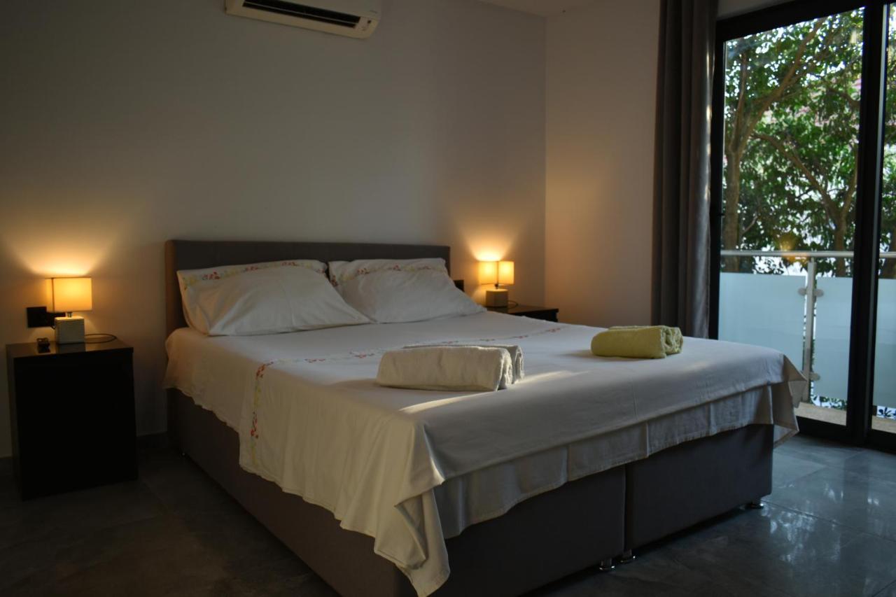 פרימוסטן Apartments Toni מראה חיצוני תמונה