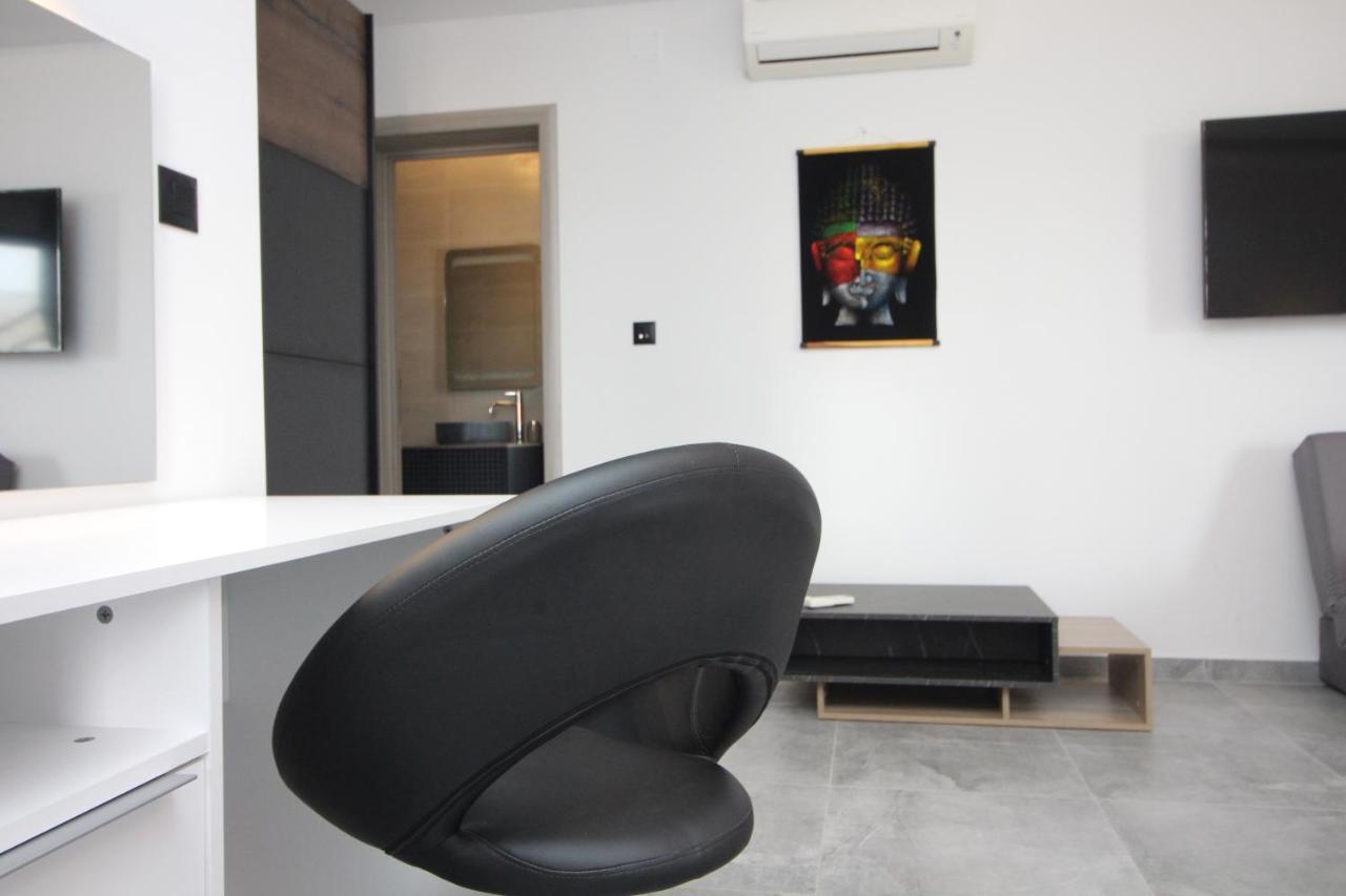פרימוסטן Apartments Toni מראה חיצוני תמונה
